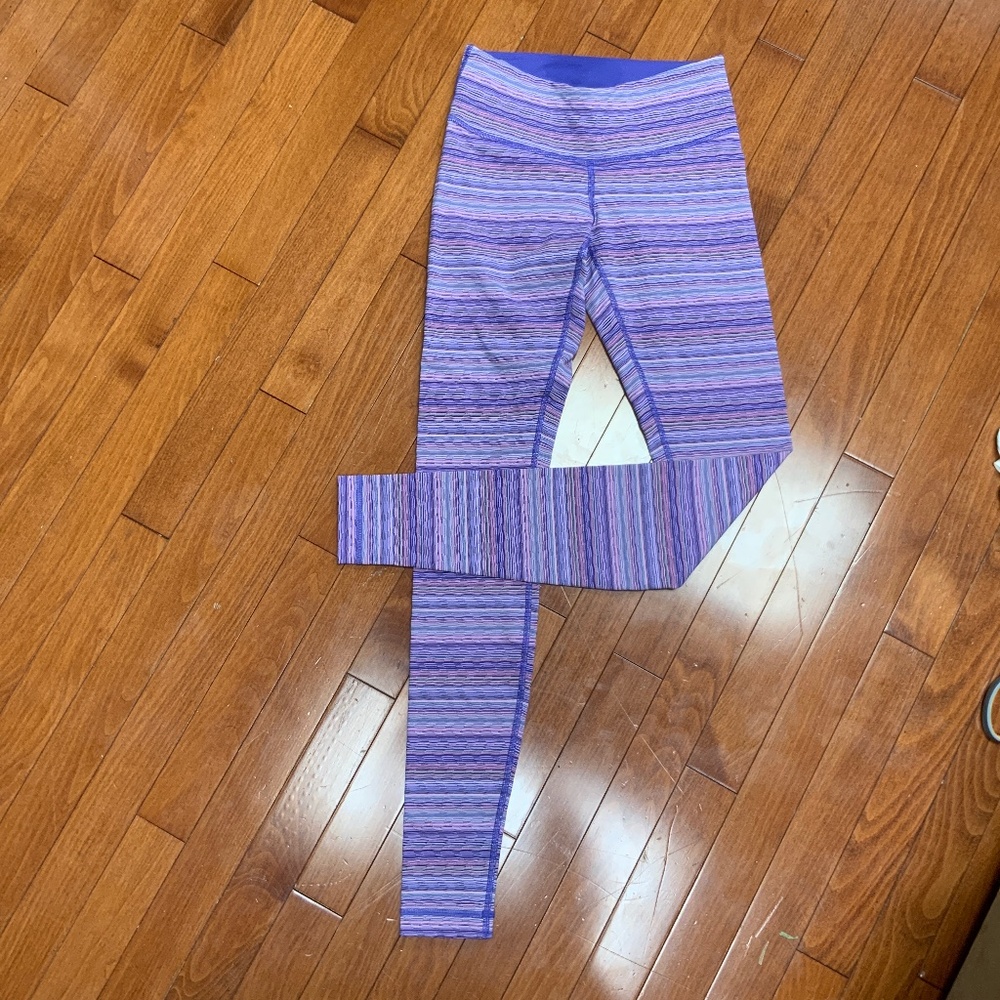 LULULEMON wanderlust wander onder pants ll Space Dye Twist Iris Flower Size 4